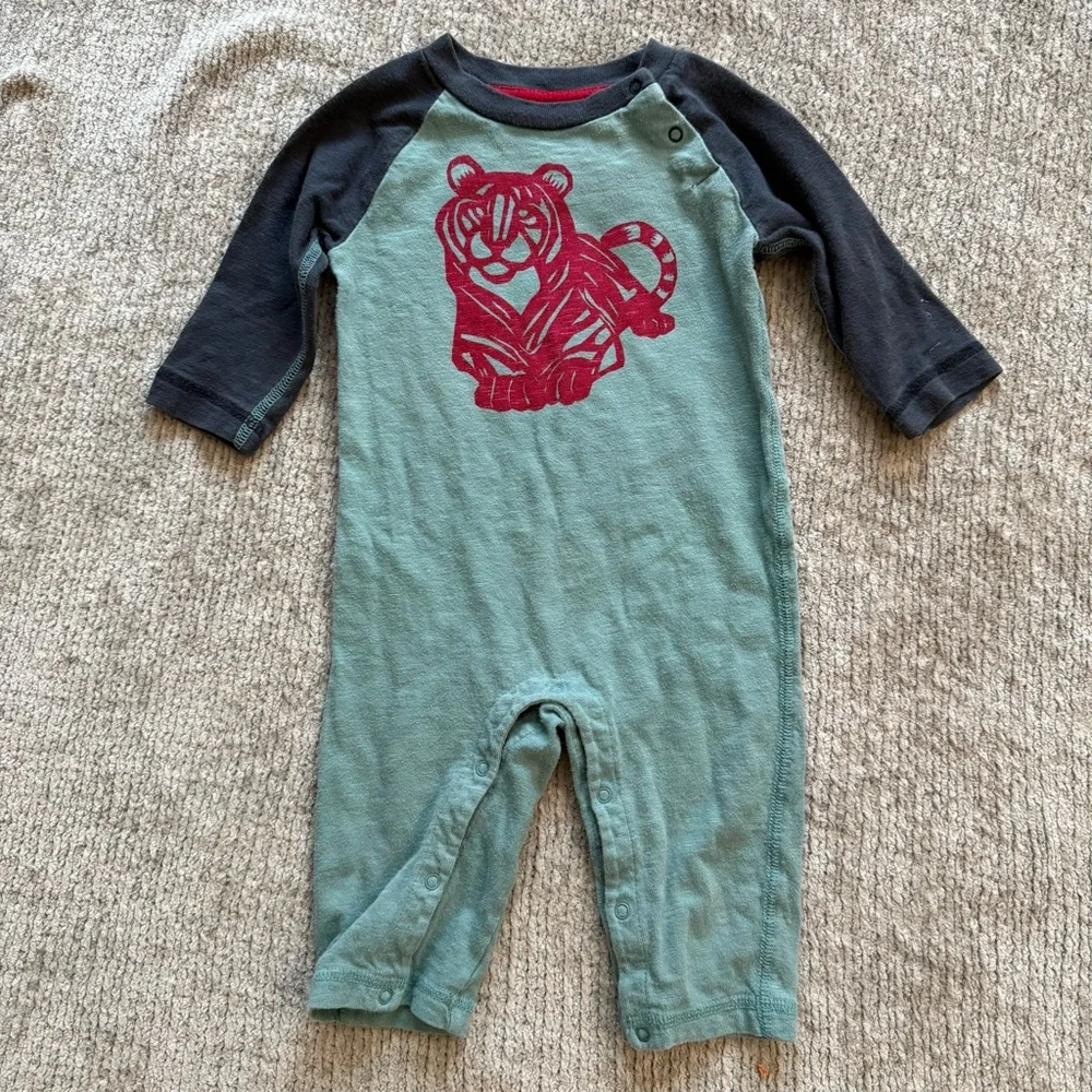 Tea Collection Baby Rompers 3–6M Lot of 2 Tiger & Stripe Cotton‎ One-Piece